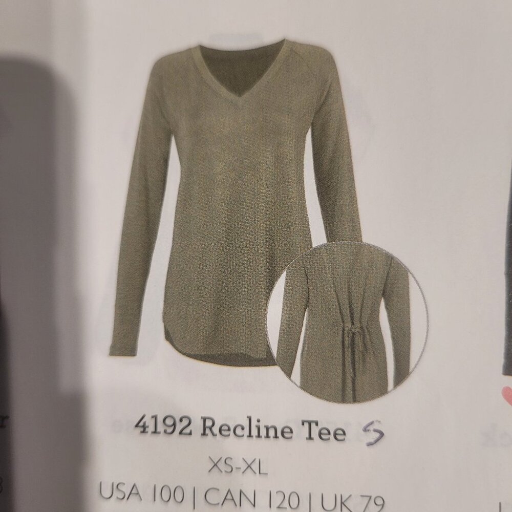 Cabi Recline Tee 4192  Size Small